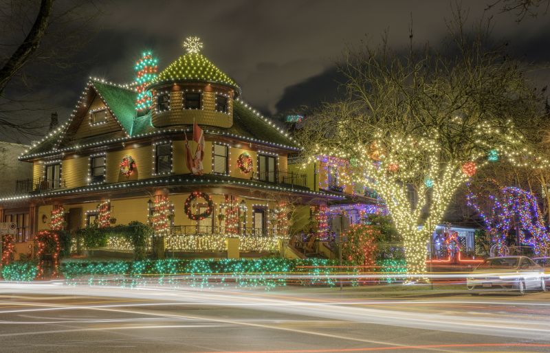 Christmas Lights Installation in Roswell, GA